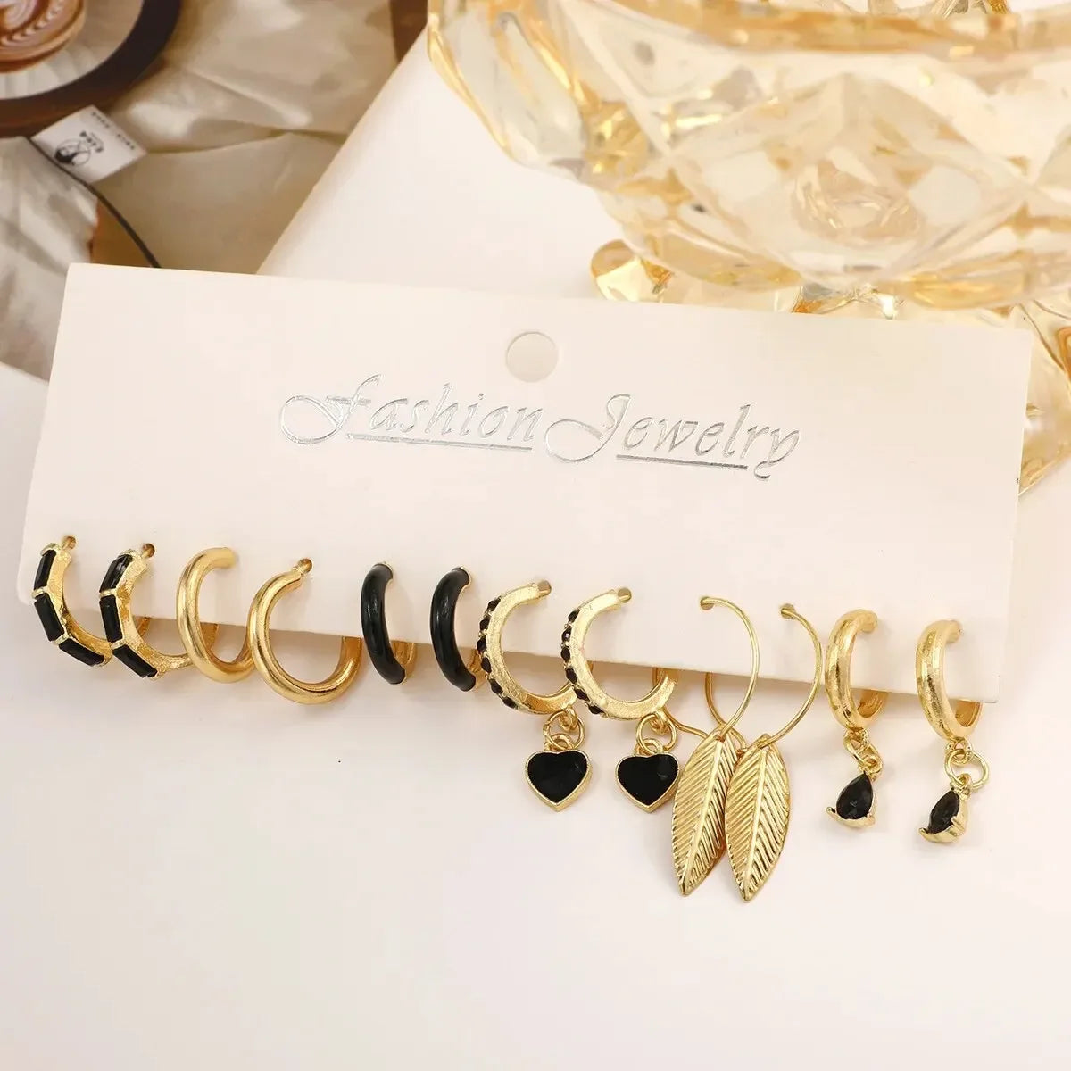 Simple 11 Pcs Black Heart Leaf Butterfly Earrings Set for Women Fashion Temperament Hoop Earring Holiday Wedding Jewelry Gift