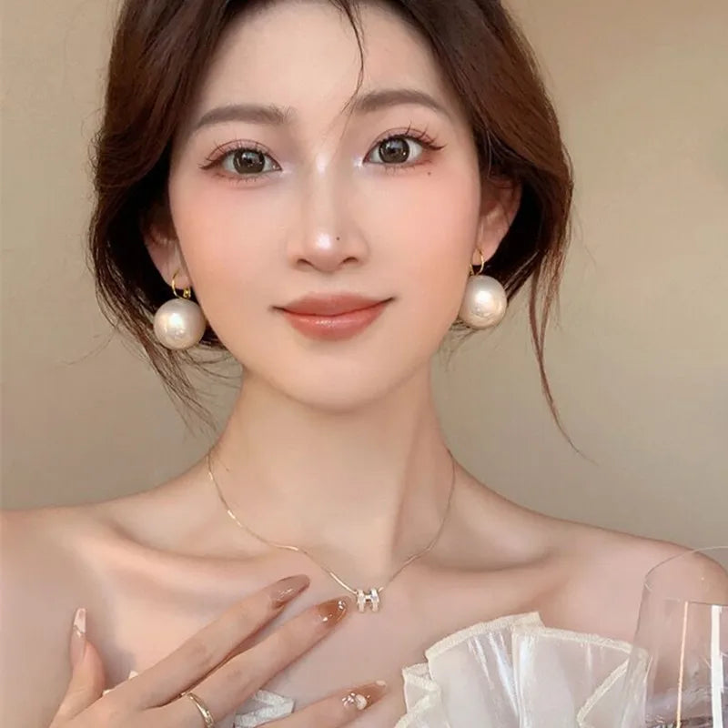 New South Korea Exquisite Fashion Pearl Earrings Temperament Simple Earrings Women's Jewelry