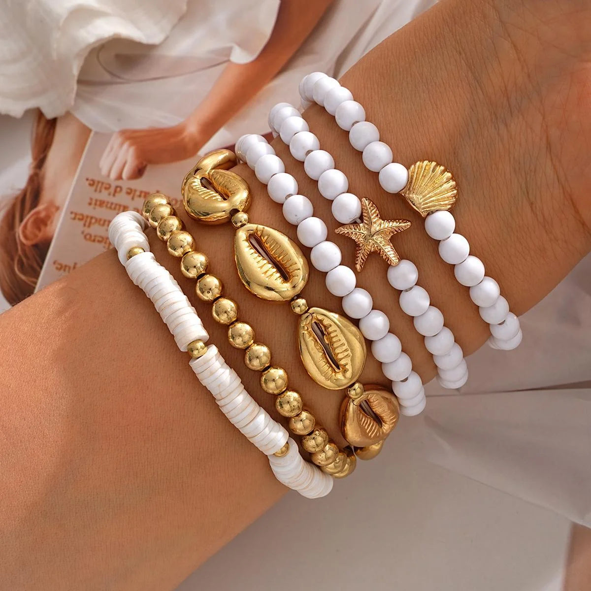 Bohemian Shell Starfish Bead Bracelet Set for Women Fashion Summer Beach Multilayer Stacked Pearl Bracelets Party Jewelry Gifts