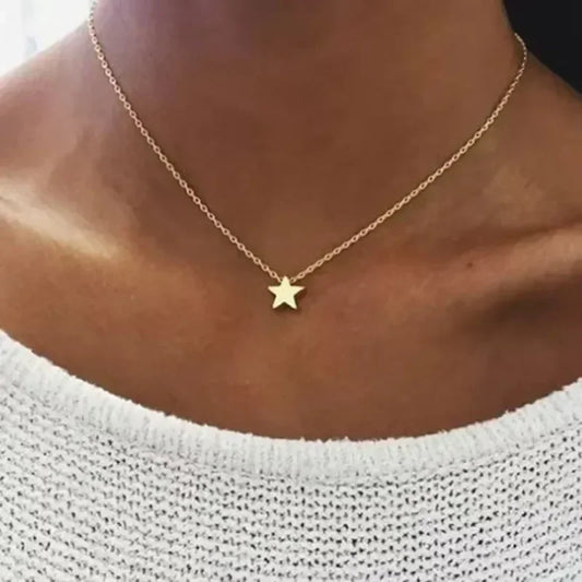 1Pcs Simple Chokers Necklace for Women Heart Shaped Pendant Necklaces Bohemia Cheap Jewelry for Girls Clavicular Chain jewelry