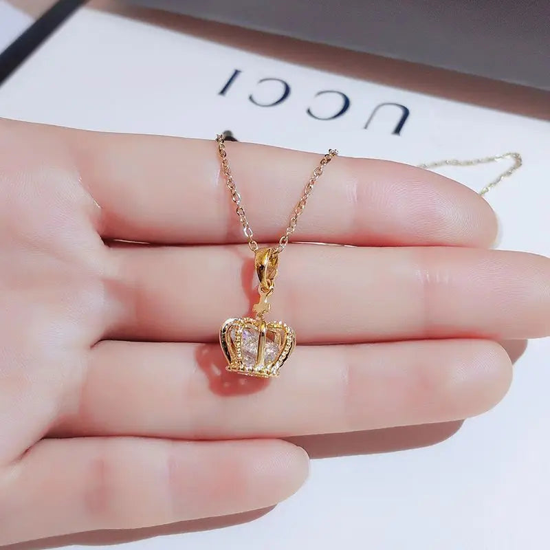Fashion Design Small Lantern Rose Necklace Classic Personality Hollow Queen Crown Jewelry Clavicle Chain Party Gift