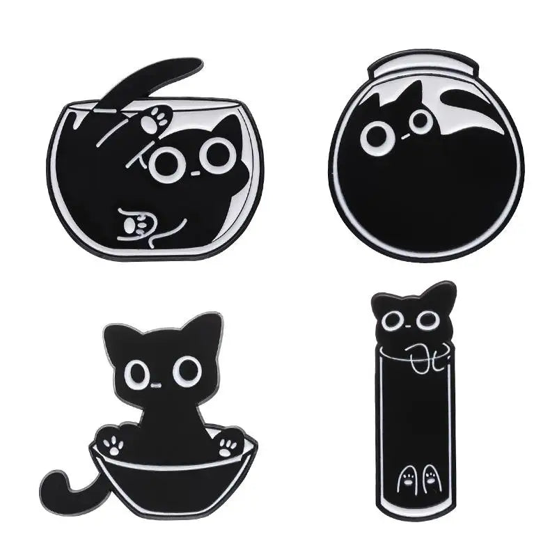 Cute Cat 4-6pcs/Set Enamel Pins Black Fluid Cat Brooches Lapel Badge Punk Animal Jewelry Gift for Friends