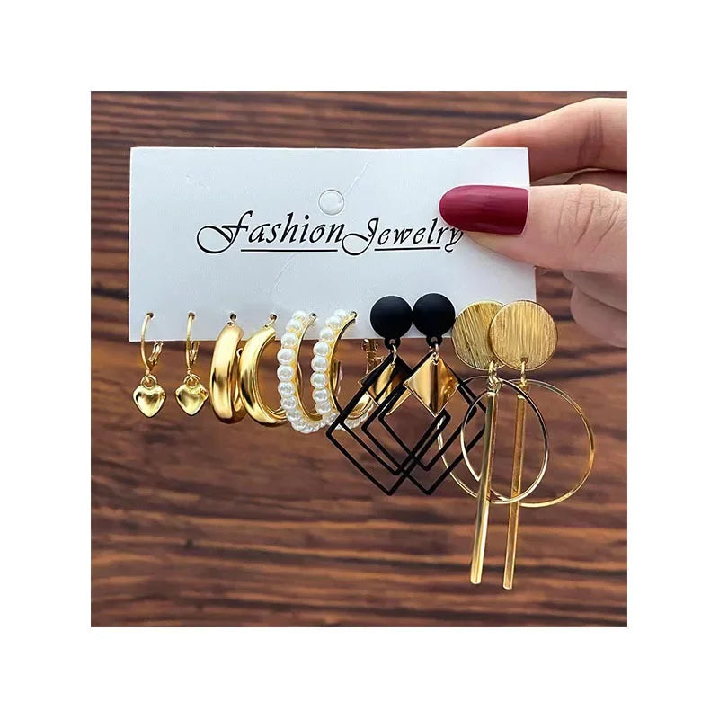 High-end new niche fashion earring sets, creative retro diamond-shaped alloy geometric earring sets