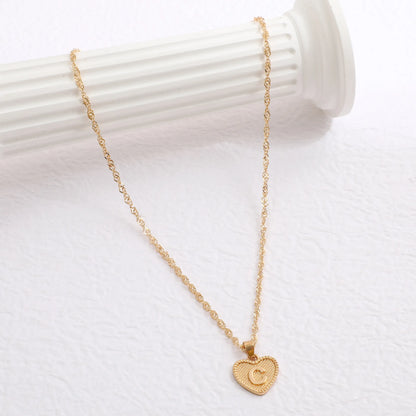 A-Z 26 Initials Name Necklaces Heart Pendant Letter Alphabets Necklace for Women 2023 Female Choker Chains Jewelry Trendy Gifts
