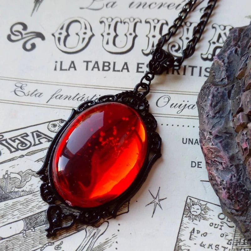 Vintage Red Quartz Crystal Necklace 2025 Men's And Women's Talisman Pendant Classical Style Jewelry Accessories