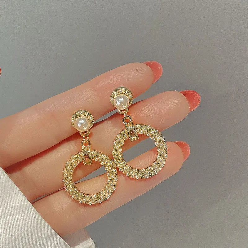 Ear Clip Without Ear Hole Women's Summer Ear Bone Clip Light Luxury High Grade Pearl Earrings Minority Temperament Versatile