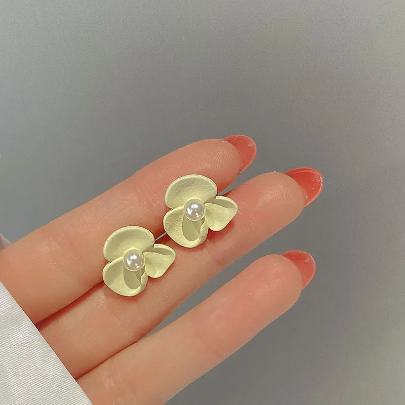 Ear Clip Without Ear Hole Women's Summer Ear Bone Clip Light Luxury High Grade Pearl Earrings Minority Temperament Versatile