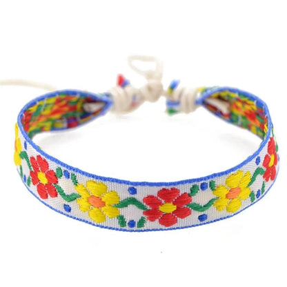 1pcs Boho Strawberry Flower Embroidered Bracelet for Kids Handmade Braided Bracelet Friendship Wrap Thread Woven Wristbands