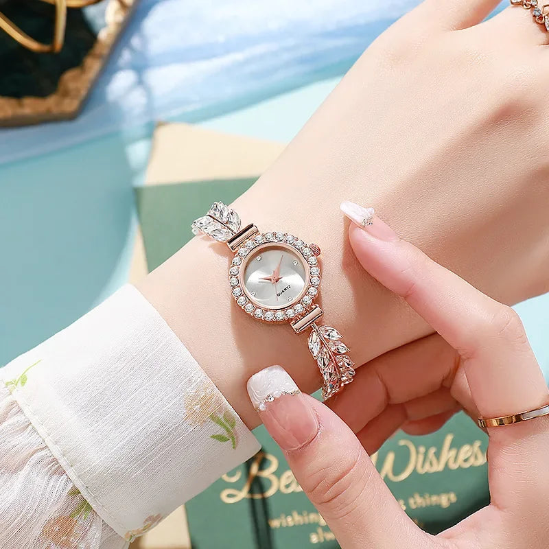 Luxury Brand Diamond Women Watches Green Watch Ladies Wrist Watch Rhinestone Womens Bracelet Watches New Female Relogio Feminino