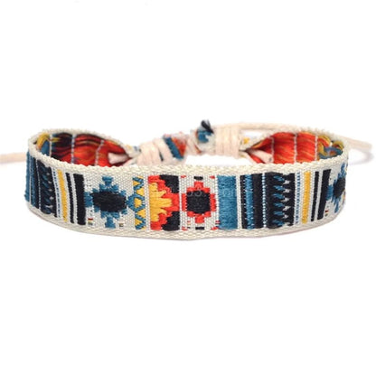 1pcs Boho Strawberry Flower Embroidered Bracelet for Kids Handmade Braided Bracelet Friendship Wrap Thread Woven Wristbands