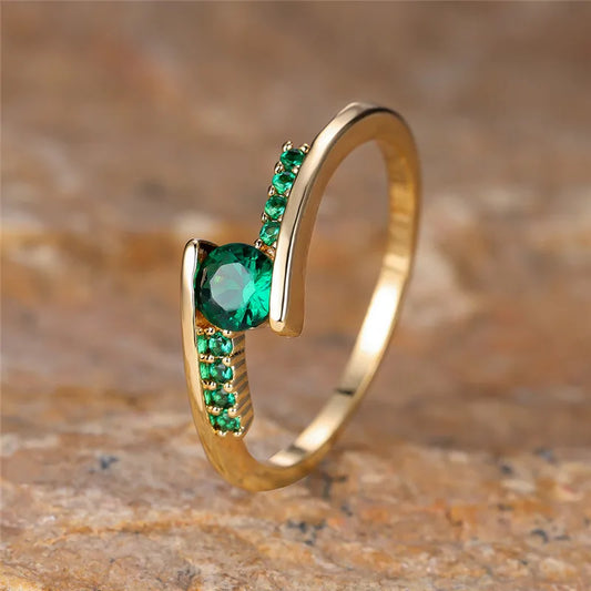 Simple Fashion Small Round Stone Ring Green Crystal Zircon Engagement Rings For Women Vintage Fashion Gold Color Wedding Jewelry
