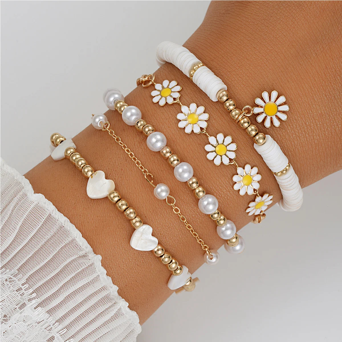 New 10 Pcs Vintage Bohemian Bracelet Set for Women Daisy Flower Pendant Beaded Star Heart Pearl Bangles 2024 Trendy Jewelry Gift