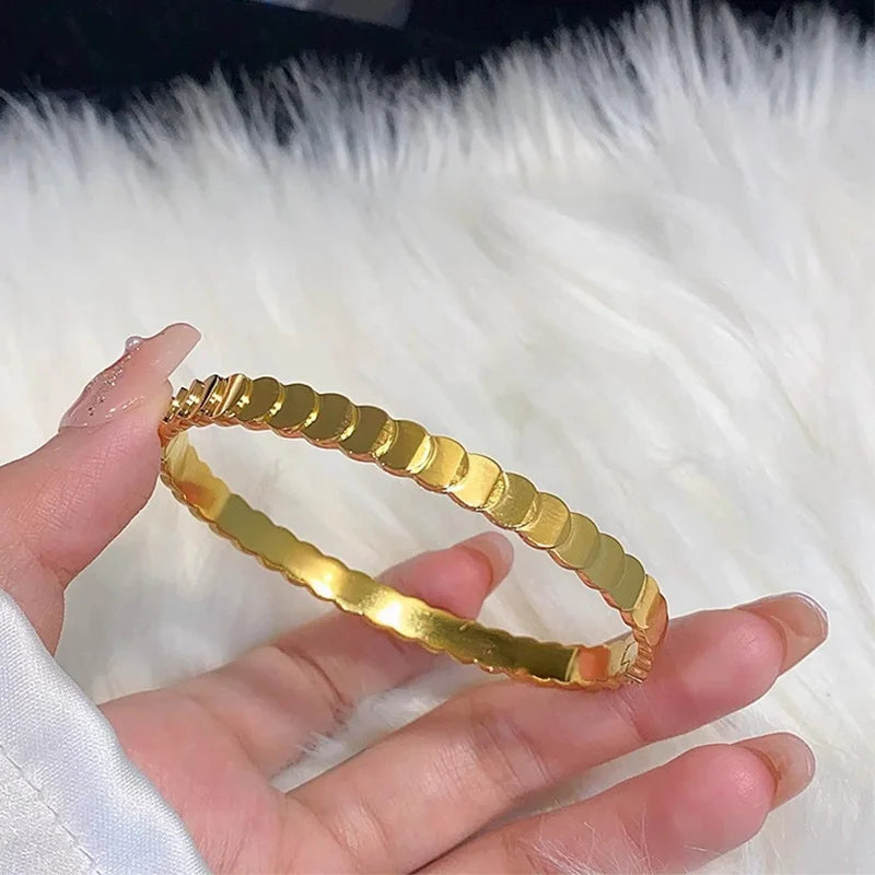Luxury Gold Plated Bangles Jewelry Women's Hand Bracelet Stainless Steel Bangle Gifts for Women Fashion Accessories Mother's Day