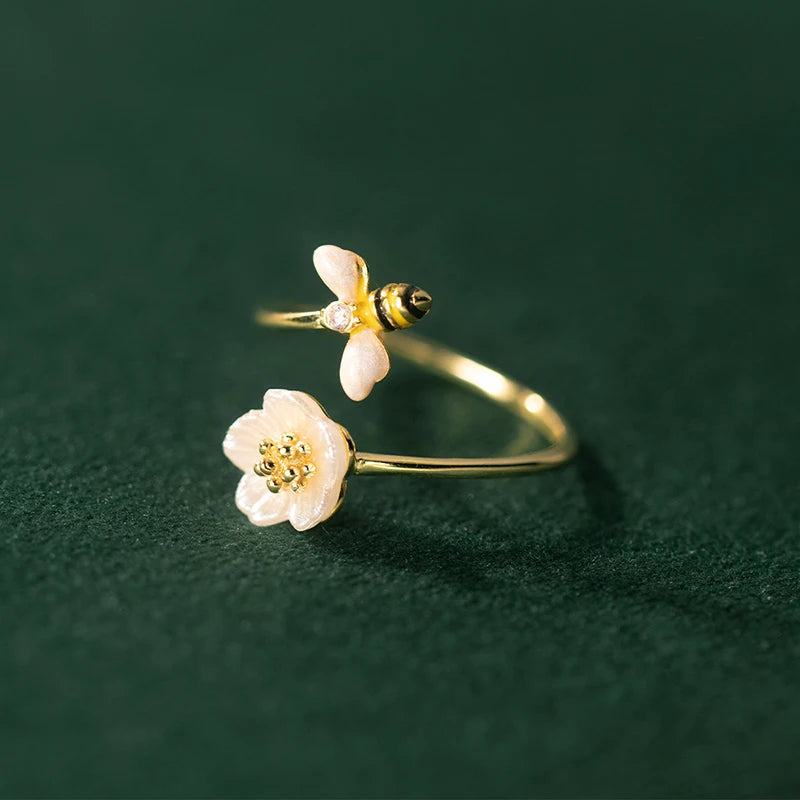 WANTME 925 Sterling Silver Fashion Unique Design Bee Shell Romantic Flower Finger Ring for Women Elegant Christmas Party Jewelry