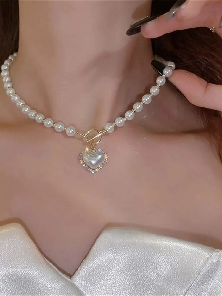 Elegant Pearl Necklace For Women Heart Pendant Necklaces Luxury Imitation Pearls Chain Necklaces Korean Jewelry Girls Gifts