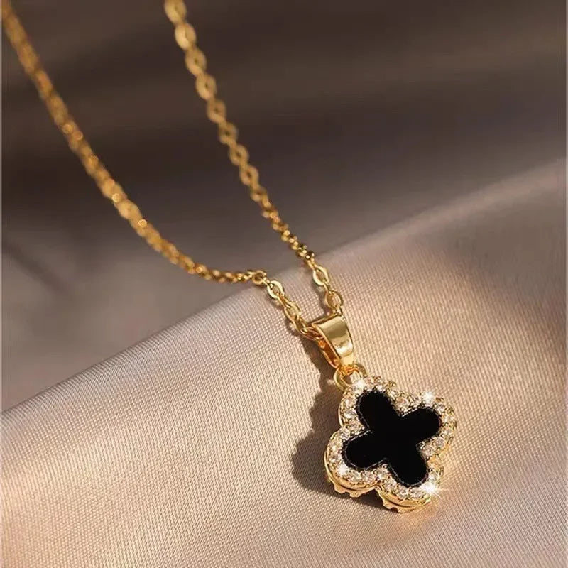 Four-leaf clover sweater chain, women's autumn and winter small fragrance style necklace, collarbone chain