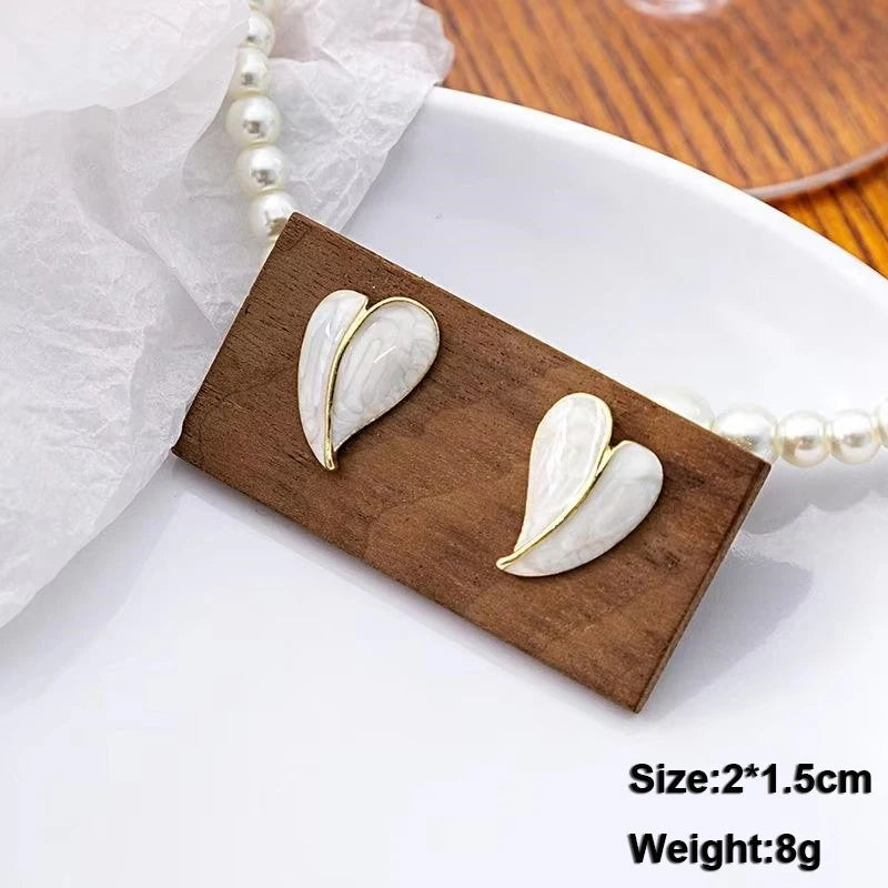 Pure White Women's Dangle Earrings Blooming Flower Acrylic Enamel Butterfly Imitation Pearl Heart Hanging Earrings Elegant brinc