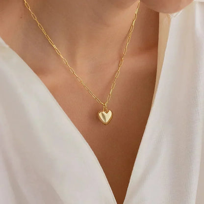 1Pcs Simple Chokers Necklace for Women Heart Shaped Pendant Necklaces Bohemia Cheap Jewelry for Girls Clavicular Chain jewelry