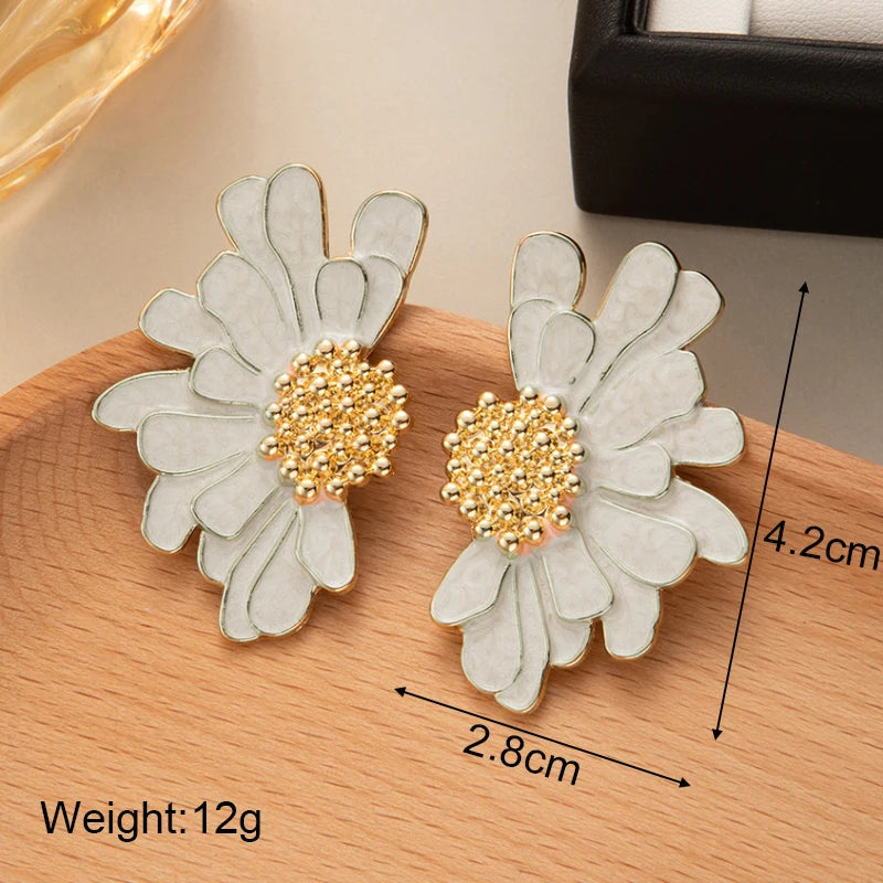Pure White Women's Dangle Earrings Blooming Flower Acrylic Enamel Butterfly Imitation Pearl Heart Hanging Earrings Elegant brinc