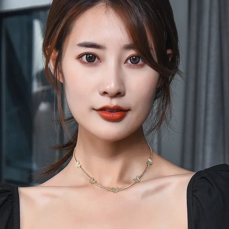 Retro necklaces, fashionable clothing necklaces, butterfly necklaces, and simple collarbone necklaces