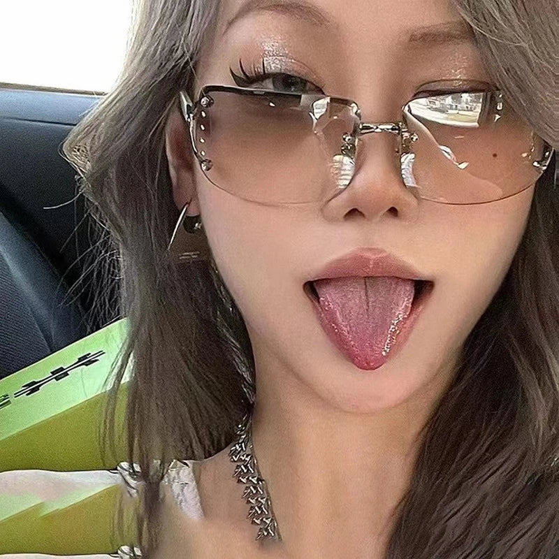 New Sunglasses Luxury Brand Design Fashionable Y2K Women Sun Glasses Camping Cycling Fishing Retro Frameless Uv400 Men Sunnies
