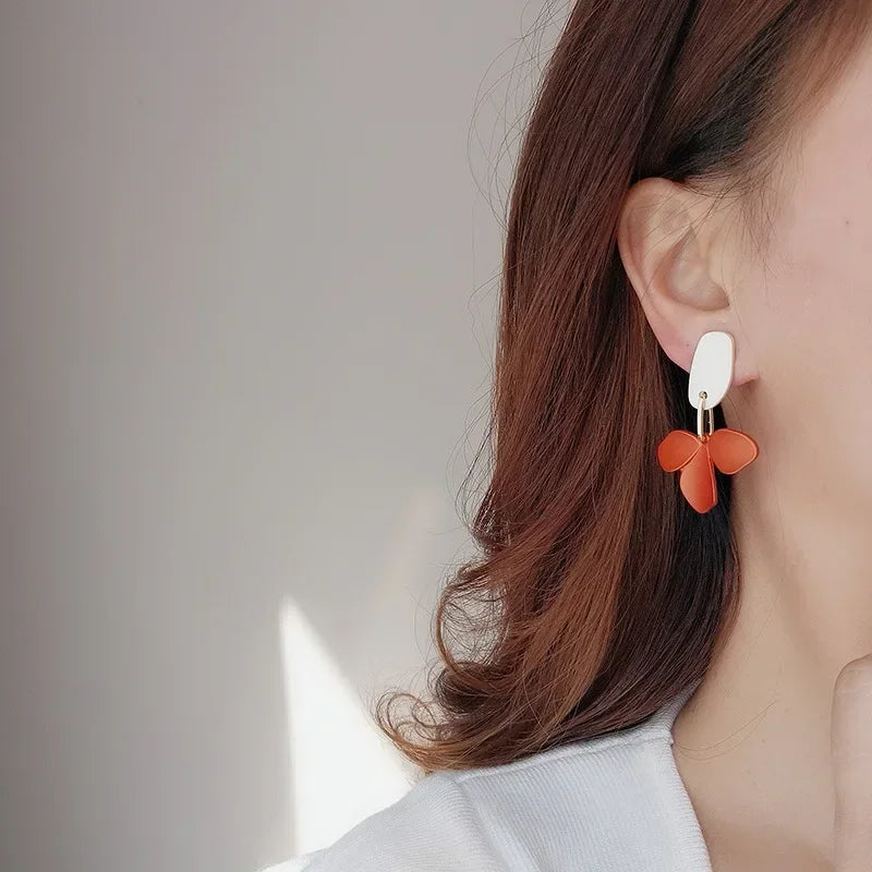 2025 New In Trend Korean Green Rose Color Flower Drop Earrings for Women Exaggerated Flower Hanging Sweet Earrings Jewelry Gift