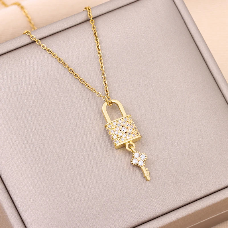 Trendy 18K Gold Plated Zircon Crystal Pendant Stainless Steel Necklace For Women Female Clavicle Chain Jewelry Lady Accessories