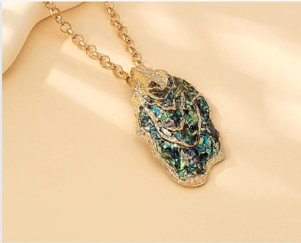 Two fashionable, elegant and natural abalone shell inlaid necklaces and earrings, new cool summer style vacation