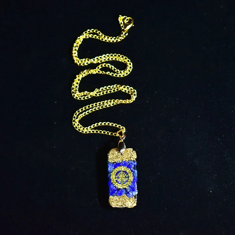 Natural Lapis Lazuli Chip Stones Orgone Resin Pendant with Golden Foil Inside Reiki Healing Crystals Necklace Christmas Gift