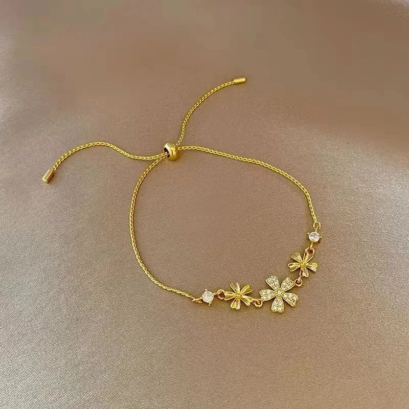 1Pcs Luck Five Leaf Flower Pendant Jewelry Bracelet for Women Gift Fashion Trendy Clover  Bracelet Earring Party Jewelry Gift