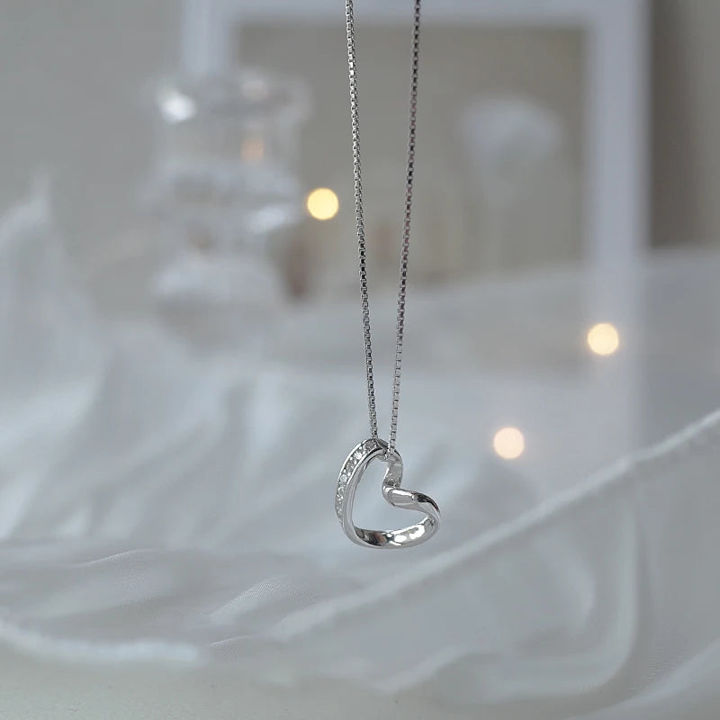 925 Sterling Silver Love Diamond Necklace Women's Simple Collar Chain Hollow Heart Pendant Wedding Jewelry Birthday Gift