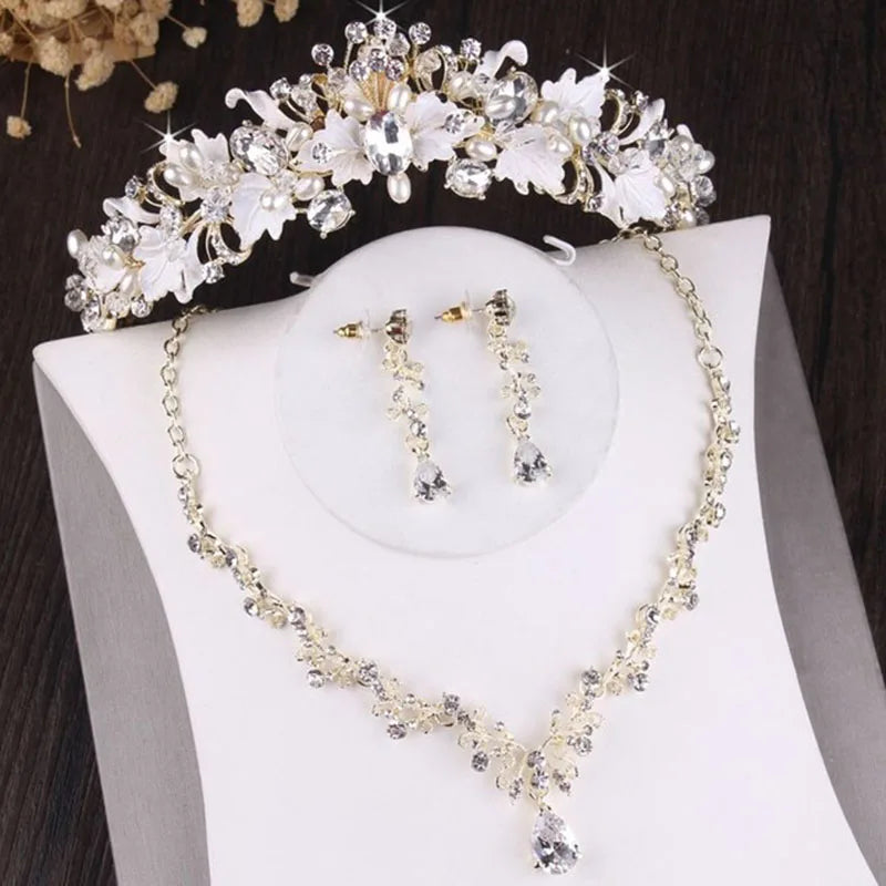 Itacazzo Bridal Headwear Set Crown Necklace Earrings Four Piece Classic Tiaras Suitable for Women's Wedding and Birthday Parties