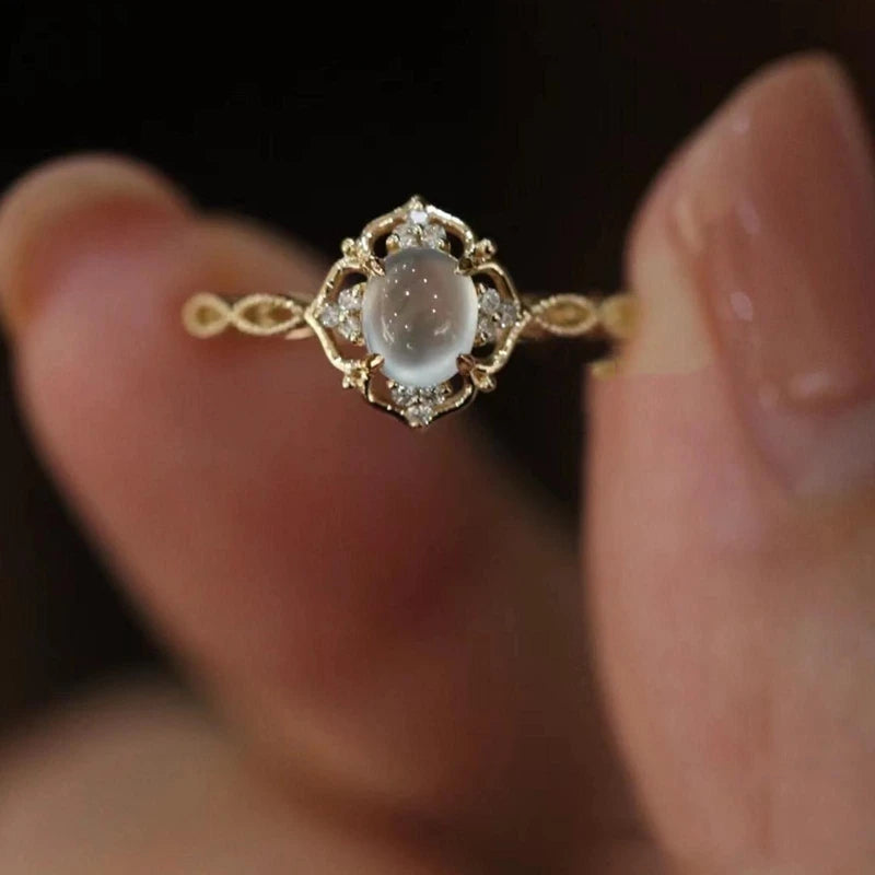 Gold Plated Moonstone Cats Eyes Ring For Women Fashion Luxury Geometric Design Trendy Jewelry