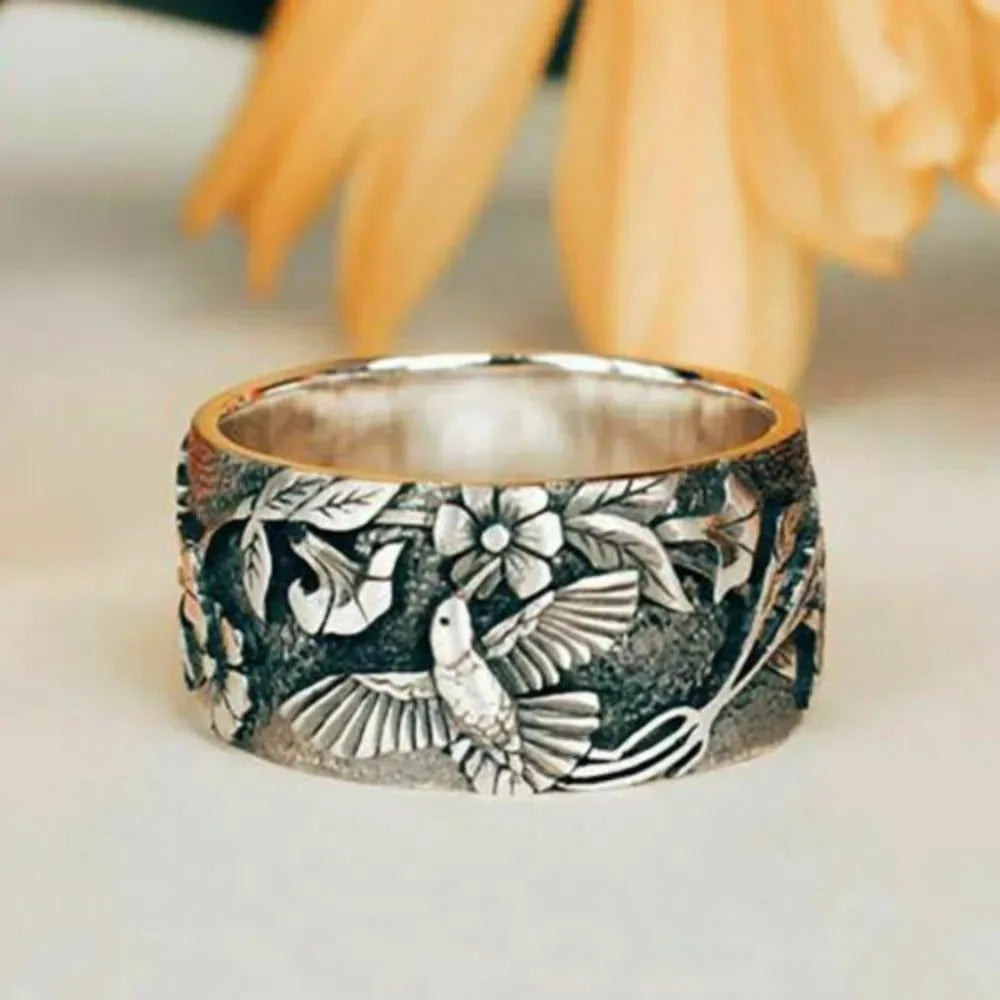 New Retro Simple Men and Women A Variety of Trends of Light Luxury Fashion Ring Personality Party Popular Gift Ring Jewellery