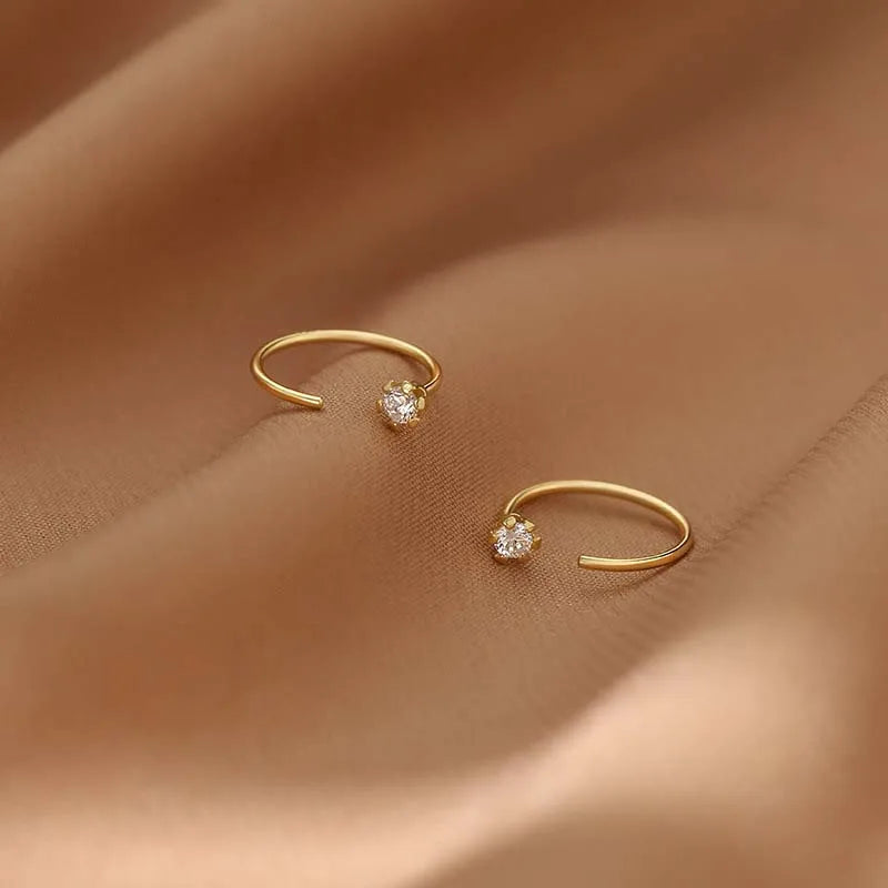 Exquisite Zircon Round Stud Earrings For Women Men Simple Silver Color Mini Heart Square Ear Bone Piercing Earrings Jewelry