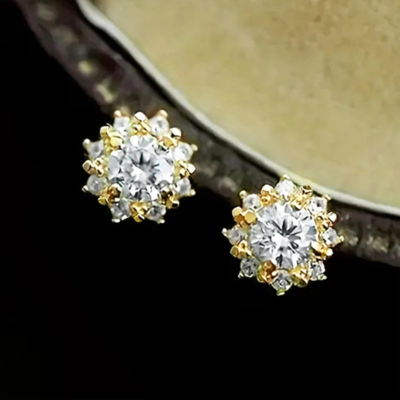 Huitan Sparkling Flower Design Women Stud Earrings Full Cubic Zirconia Party Trendy Accessories for Engagement Versatile Jewelry