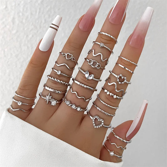 Fashion Geometric Knuckle Rings Set For Women Vintage Crystal Heart Gold Color Rings Girls Party Jewelry Accessories Gifts 2025