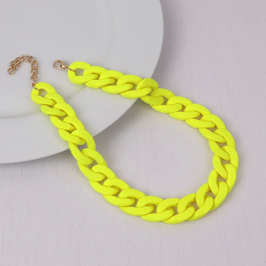 FishSheep Fashion Colorful Acrylic Matte Chain Choker Necklace for Women Statement Resin Wide Chain Collar Neck Jewelry 2024 New
