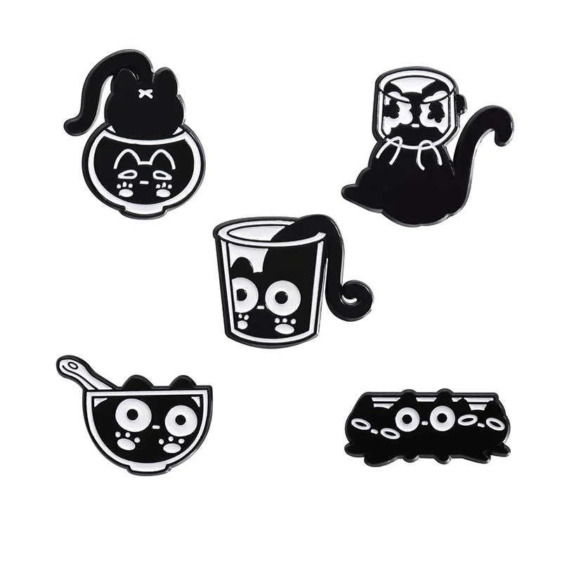 Cute Cat 4-6pcs/Set Enamel Pins Black Fluid Cat Brooches Lapel Badge Punk Animal Jewelry Gift for Friends