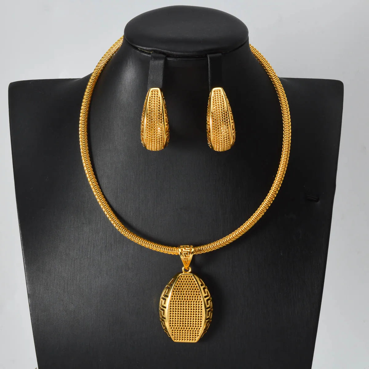 New Style Jewelry Sets Luxury Pendant Earrings Dubai 18k Gold Plated Necklace Party Anniversary Birthday Gifts Accessories