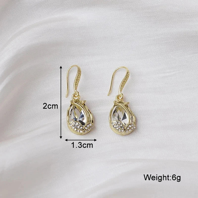 Pure White Women's Dangle Earrings Blooming Flower Acrylic Enamel Butterfly Imitation Pearl Heart Hanging Earrings Elegant brinc