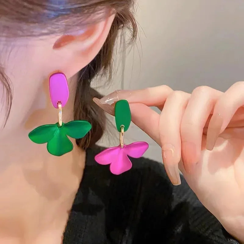 2025 New In Trend Korean Green Rose Color Flower Drop Earrings for Women Exaggerated Flower Hanging Sweet Earrings Jewelry Gift
