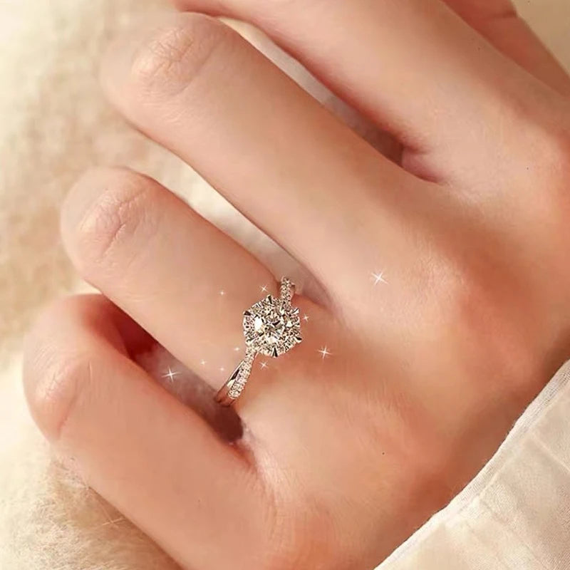 Huitan New Trendy Women Wedding Rings Modern Fashion Design Cubic Zirconia Rings Engagement Accessories Luxury Lady's Jewelry
