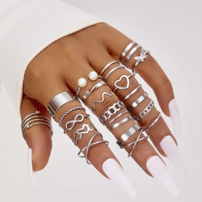 24pcs Fashion Stunning Rhinestone Ring Set Bohemian Elegant Minimalist Snake Geometric Design Ring Party Daily Wear Jewelry Gift