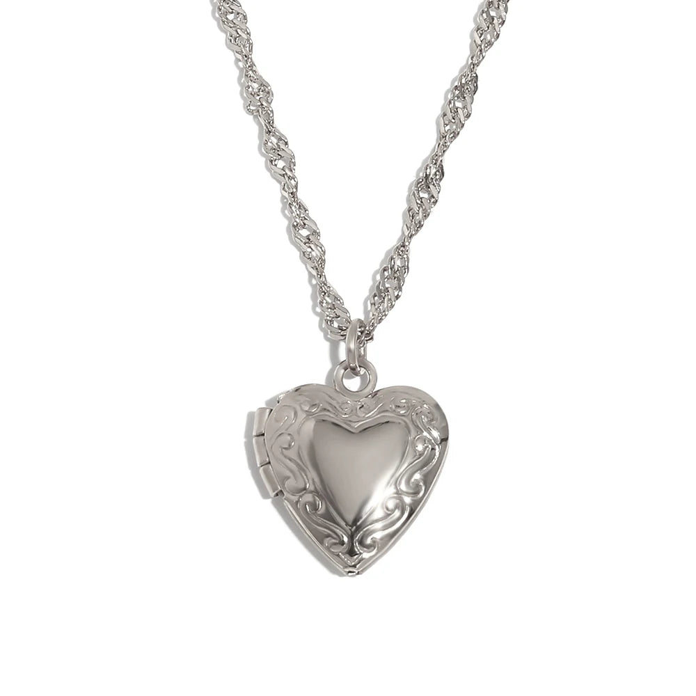 E.B.belle Flower Pattern Hollow Heart Photo Box Pendant Necklace For Women Stainless Steel Jewelry 18K Gold Plated Souvenir Gift