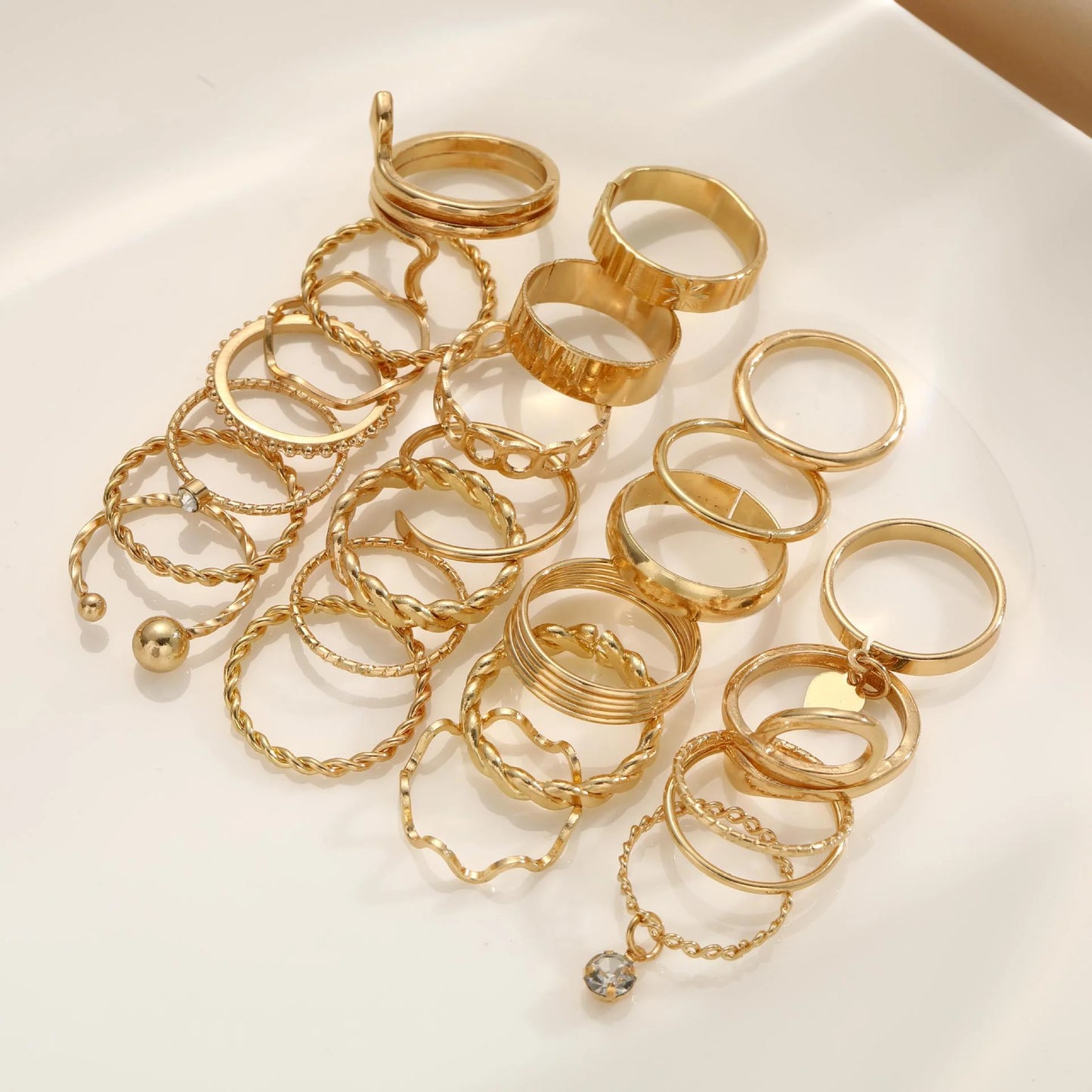 24pcs Fashion Stunning Rhinestone Ring Set Bohemian Elegant Minimalist Snake Geometric Design Ring Party Daily Wear Jewelry Gift
