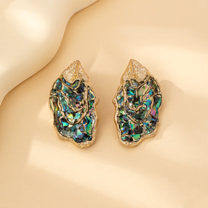 Two fashionable, elegant and natural abalone shell inlaid necklaces and earrings, new cool summer style vacation
