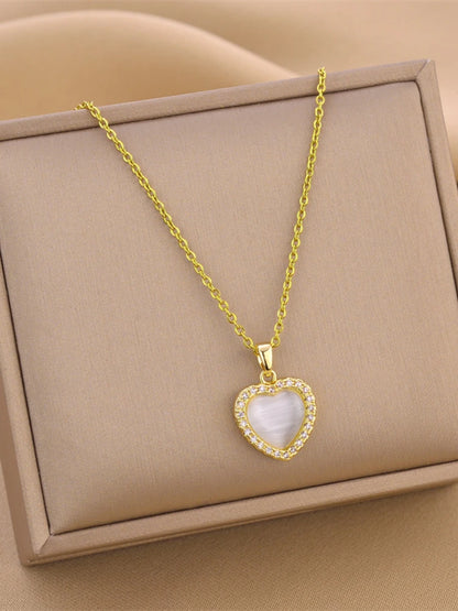 2025 New18K Real Gold Plating Love Shell Pendant Stainless Steel Necklace Women's Heart Choker Chain Necklaces Vintage Jewelry