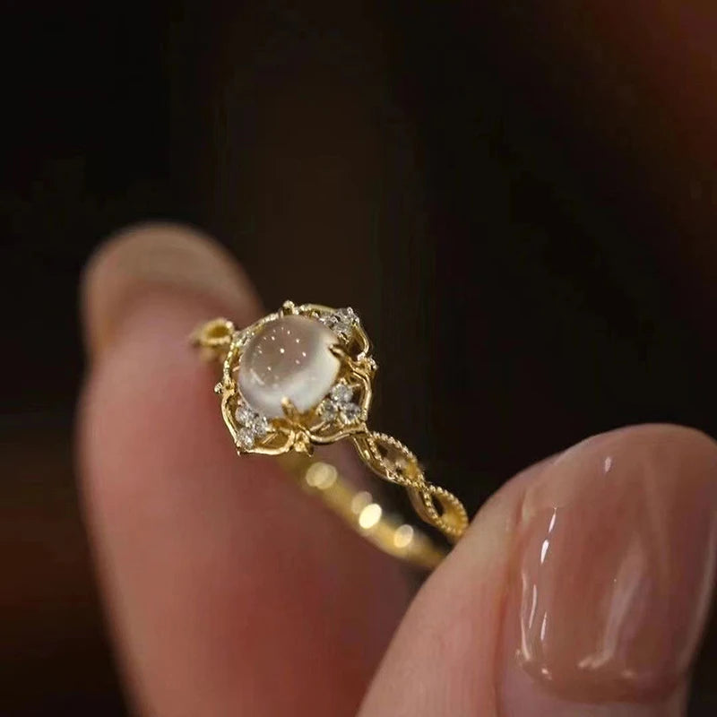 Huitan Aesthetic Women Wedding Rings with Imitation Moonstone Newly Designed Female Accessories Anniversary Party Trendy Jewelry