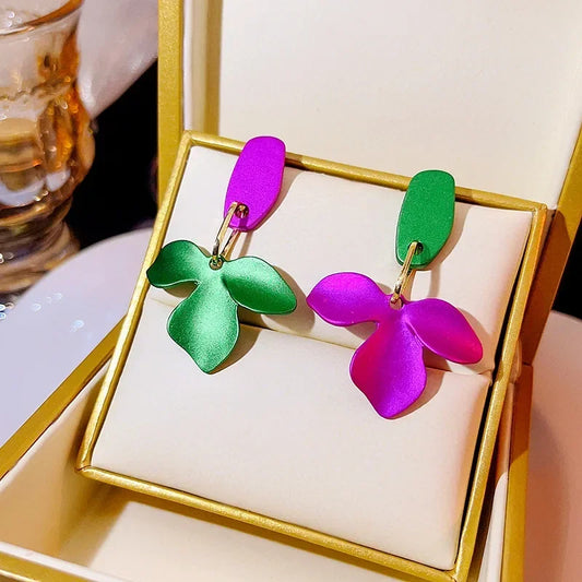 2025 New In Trend Korean Green Rose Color Flower Drop Earrings for Women Exaggerated Flower Hanging Sweet Earrings Jewelry Gift